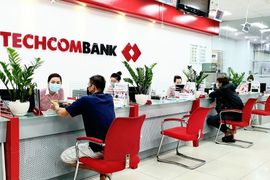 Techcombank lãi 18.540 tỷ đồng trong nửa đầu năm 2026