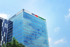 Áp lực dự phòng kéo giảm lợi nhuận FE Credit
