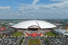 Chủ tổ hợp triển lãm lớn nhất Đông Nam Á lãi gần 3 tỷ đồng/ngày, phần lớn nhờ cho vay, đầu tư