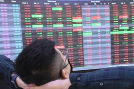 Loạt cổ phiếu cơ bản FPT, MWG, SSI đều giảm 2 chữ số từ đầu năm, chuyên gia lý giải nguyên nhân