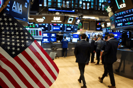Dow Jones có lúc tăng 600 điểm, đà tăng đang giảm nhiệt