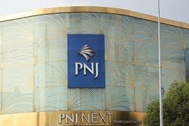 Nĩng: PNJ đã mua lại hơn 7.000 tỷ đồng hàng hoá từ khách trong 27 ngày giữa lúc nhu cầu bán lại kim cương tăng đột biến