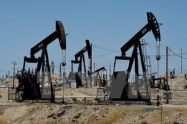 Giá dầu Brent tăng gần 8% do xung đột Trung Đông leo thang