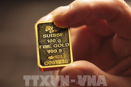 Giá vàng châu Á trên đà chấm dứt chuỗi giảm giá bốn tháng liên tiếp