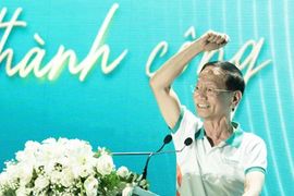 Nhóm cổ phiếu hệ sinh thái của ông Vũ Văn Tiền đồng loạt có biến