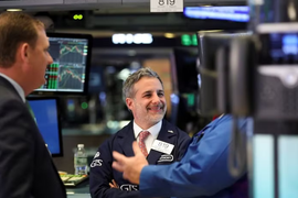Chứng khoán Mỹ khởi sắc khi kỳ vọng Fed giữ nguyên lãi suất gia tăng