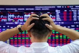 Dragon Capital chỉ ra nghịch lý trên thị trường chứng khoán, gọi tên hai cổ phiếu đang bị định giá thấp hơn giá trị