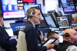 Chứng khoán toàn cầu lao dốc vì "cơn sốt" trí tuệ nhân tạo hạ nhiệt