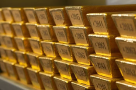 Giá vàng quay đầu tăng nhẹ giữa lúc căng thẳng Trung Đông leo thang trở lại