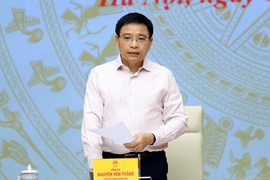 Phó Thủ tướng Nguyễn Văn Thắng: Tiếp tục giảm chi phí vốn, phấn đấu giảm thực chất lãi suất cho vay