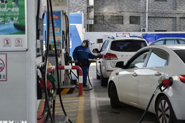 IEA tiếp tục hạ dự báo nhu cầu dầu mỏ năm 2026