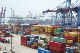 Mỹ áp mức thuế đối ứng 10% đối với hàng hóa Indonesia