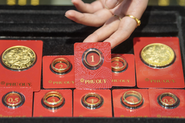 Giá vàng trong nước lặng sóng giữa đà tăng của thế giới