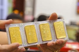 Phạt đến 400 triệu đồng, thậm chí tịch thu toàn bộ số vàng nếu người mua bán có hành vi vi phạm sau đây
