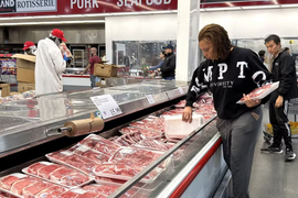 Mỹ nhập khẩu miễn thuế tới 300.000 tấn thịt bò xay trong 90 ngày tới