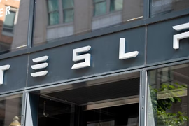 Tesla và 8 hãng ôtô triệu hồi kỷ lục 4,3 triệu xe tại Trung Quốc