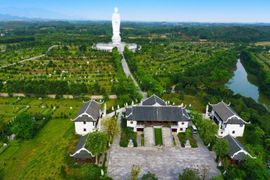 Bất động sản tâm linh: Doanh nghiệp nhìn thấy cơ hội nhưng vẫn dè chừng