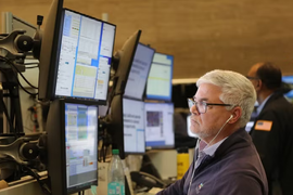 Chứng khoán Mỹ giảm nhẹ sau số liệu lạm phát cao hơn dự báo
