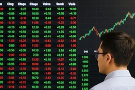 Chuyên gia Vinacapital: Lịch sử cho thấy chứng khoán có thể hồi phục 80–100% sau mỗi cú rơi mạnh