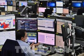 Cổ phiếu công nghệ “kìm chân” chứng khoán châu Á