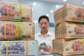 Trái phiếu bất động sản chịu sức ép lớn khi đáo hạn dồn dập, lãi suất huy động neo cao