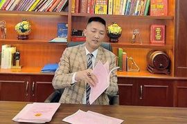 Bất ngờ: Huấn Hoa Hồng từng là Chủ tịch công ty bất động sản với slogan nổi tiếng “có làm thì mới có ăn”