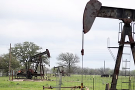 Giá dầu thô biến động nhẹ khi triển vọng đàm phán Trung Đông vẫn khó đoán