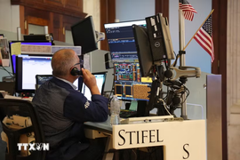 Chứng khoán Mỹ giảm do giá năng lượng tăng mạnh