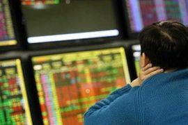 Góc nhìn chuyên gia: "Dòng tiền bí ẩn" bất ngờ xuất hiện, nhưng VN-Index vẫn đối mặt khả năng rung lắc mạnh