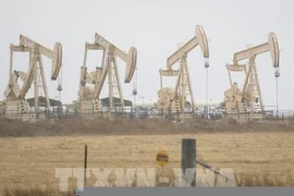 Giá dầu tăng nhanh khi căng thẳng leo thang tại Trung Đông