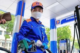 Giá xăng dầu hôm nay 10/9: E5 RON 92 tăng đến 1.260 đồng/lít