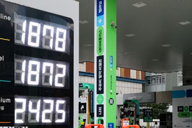 Châu Á đối mặt với nguy cơ lạm phát khi giá dầu vượt 100 USD/thùng