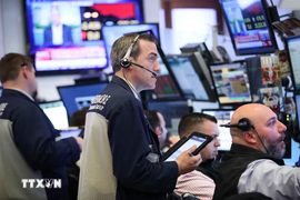 Phố Wall chấm dứt chuỗi giảm điểm trước thềm cuộc họp của Fed