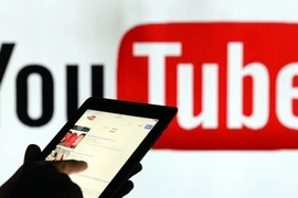 YouTube, TikTok “áp đảo” Netflix, FPT Play trong cuộc đua giành thời gian xem của người Việt