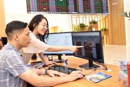 Chờ tin từ Fed, các thị trường chứng khoán châu Á khởi sắc