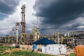 OCBC: Cú sốc giá dầu đang tạo áp lực lớn lên các nền kinh tế ASEAN