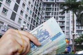 Muốn lãi suất giảm, cũng phải... nghĩ cho ngân hàng!