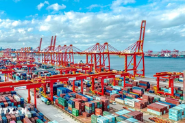 ADB nâng dự báo tăng trưởng của khu vực châu Á-Thái Bình Dương lên 5%