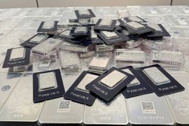 Giá bạc Phú Quý, Sacombank quay đầu giảm phiên đầu tuần, xuống dưới 60 triệu đồng/kg