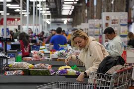 Fed cảnh báo triển vọng kinh tế Mỹ đối mặt nhiều bất ổn