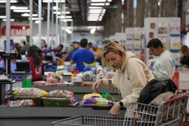 Fed cảnh báo triển vọng kinh tế Mỹ đối mặt nhiều bất ổn