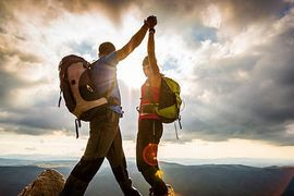 Vingroup và SACOMBANK cùng nhau lên đỉnh