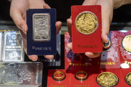 Giá vàng lao dốc cuối tuần, mất 1,5 triệu đồng/lượng