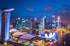 GDP Việt Nam đã vượt Singapore chưa?