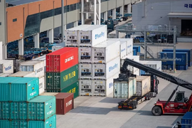Hàn Quốc trên đà trở thành quốc gia thứ tư đạt 1.000 tỷ USD xuất khẩu