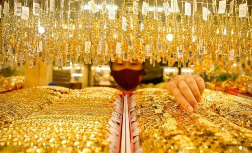 Con đường dịch chuyển của hơn 500 tấn vàng từ phương Tây sang phương Đông