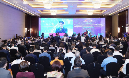 Chuyển đổi số ngành ngân hàng phải lấy người dân làm trung tâm