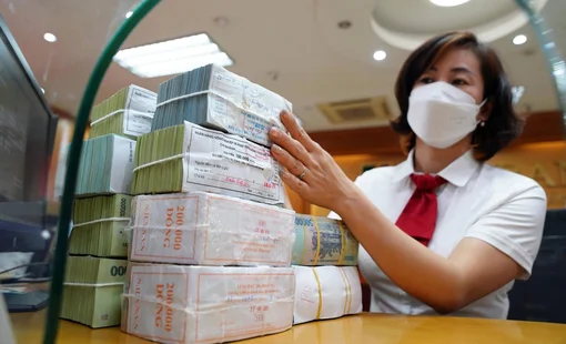 Lãi suất liên ngân hàng giảm sâu, Ngân hàng Nhà nước hút mạnh tiền về