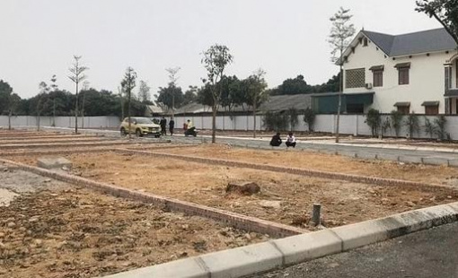 Giao dịch trầm lắng, giá đất nền nhiều khu vực Hà Nội và TP.HCM giảm mạnh