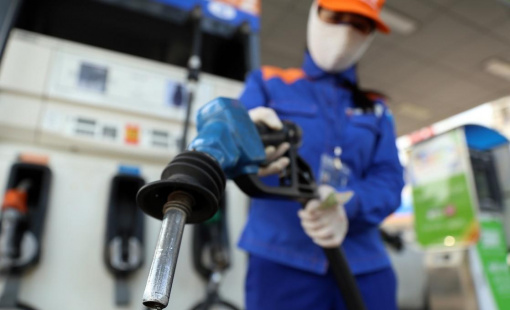 Giá xăng dầu trong nước lại sắp tăng tiếp?